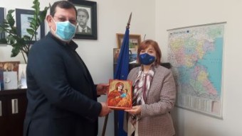 За пример - учители от ОУ "Л. Каравелов" дариха 1100…