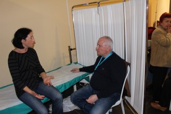 Опашки при лекарите от МБАЛ Бургас на изложение "Зона Здраве"